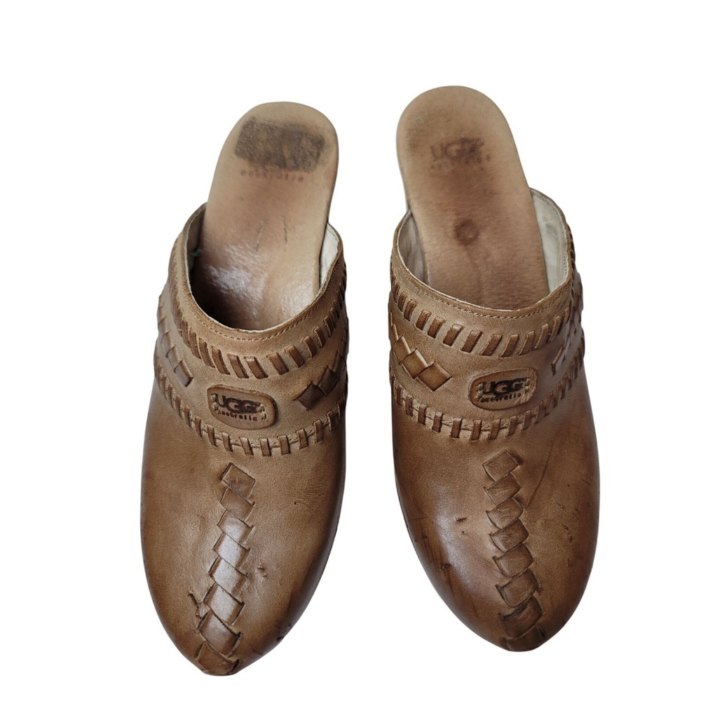 Ugg Camel Brown Women's 7 Leather Lace Stitches Slide on Mule‎ Shoes